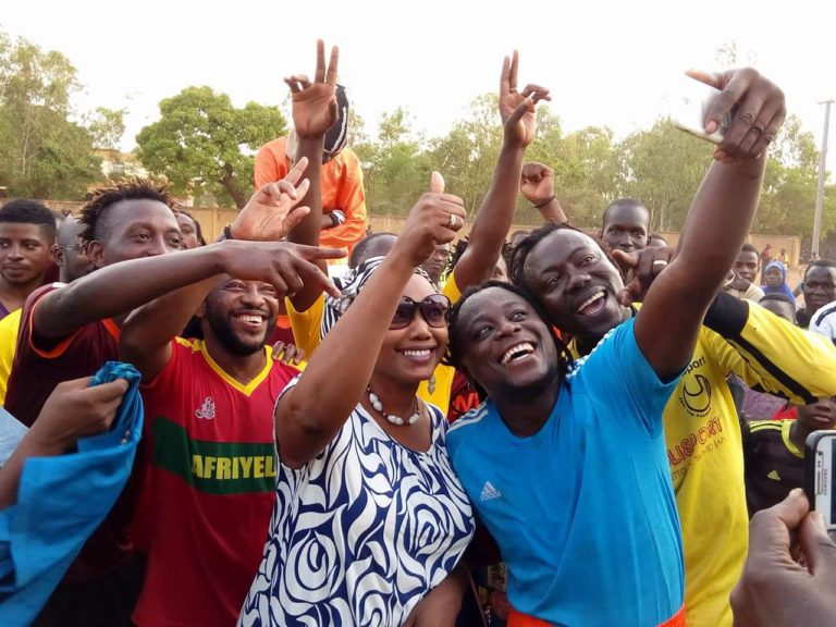 5e édition du match gala : Les artistes ont battu les cinéastes sur le score de 2–1