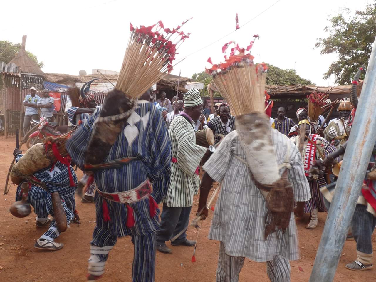  OUVERTURE DU FESTIVAL “DWI JORO”: Les ressortissants du Nahouri se retrouvent à Ouaga autour de leur culture.