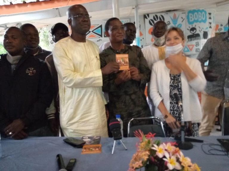 Bobo-Dioulasso: Lancement du nouvel album  »Unité nationale » du groupe Ensemble artistique de Bolomakoté