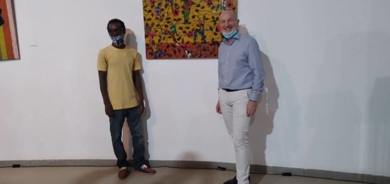VERNISSAGE: L’Institut Français de Ouagadougou reçoit l’exposition du talentueux peintre Segson