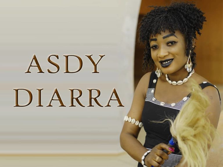 «J’aimais la musique depuis mon enfance», dixit Asdy Diarra, artiste musicienne burkinabè