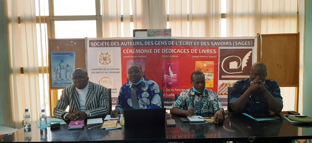  LITTÉRATURE AU BURKINA : Emile LALSAGA met sur le marché son deuxième livre