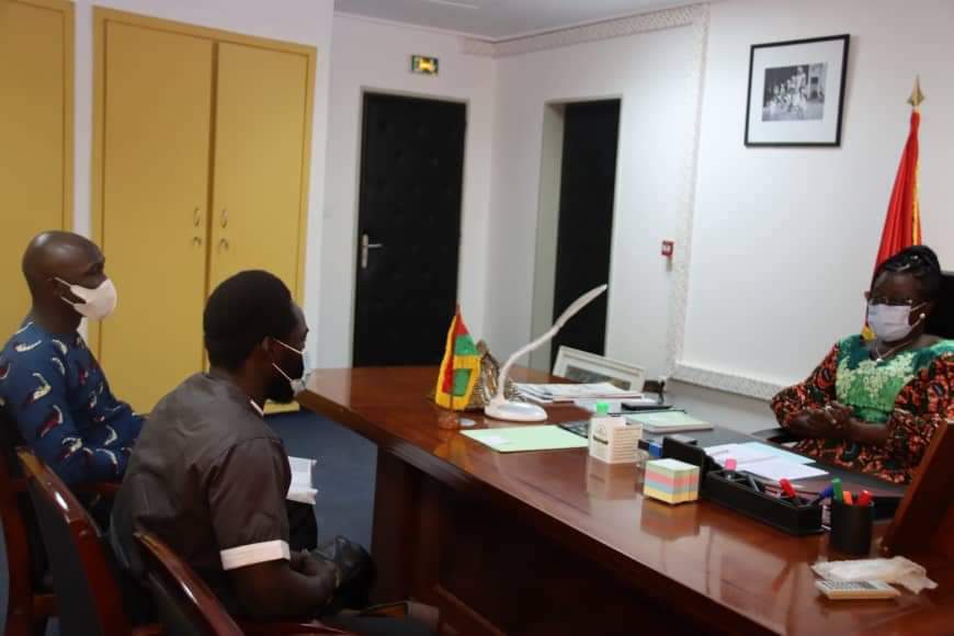  CHORÉGRAPHIE: le promoteur du projet “VAPAJ” Issa Sanou reçu par la Ministre Thiombiano