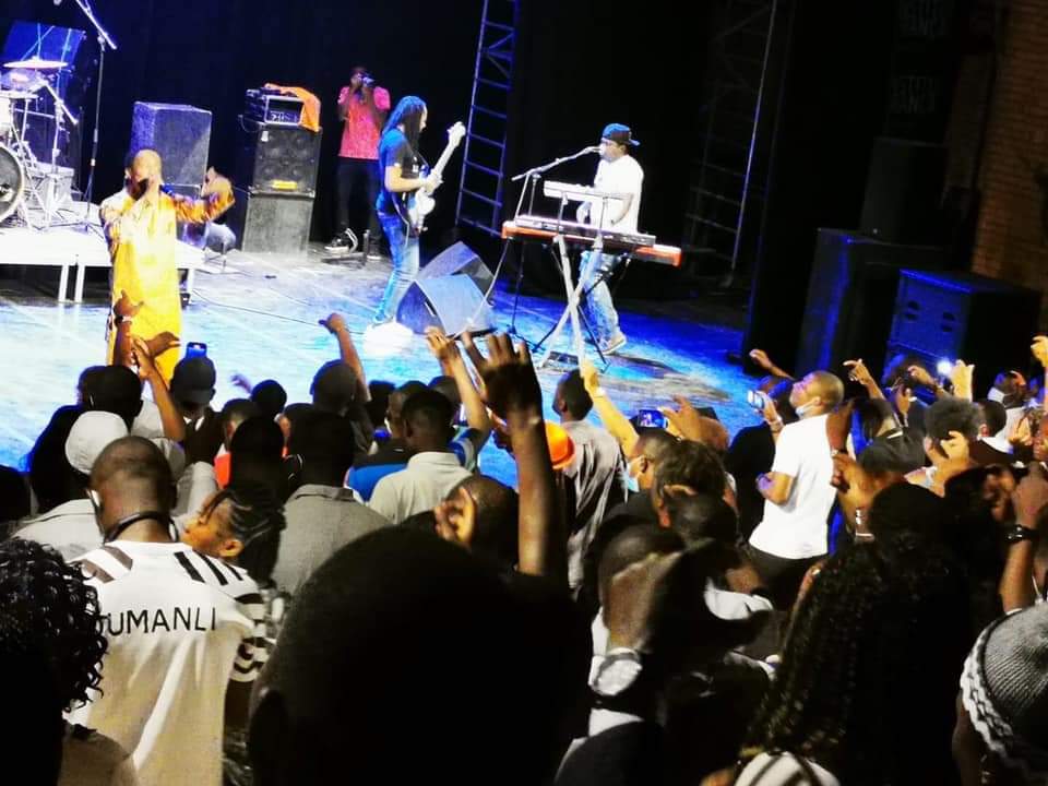  Concert de Smarty à l’Institut français : le métronome du rap burkinabè confirme sa suprématie