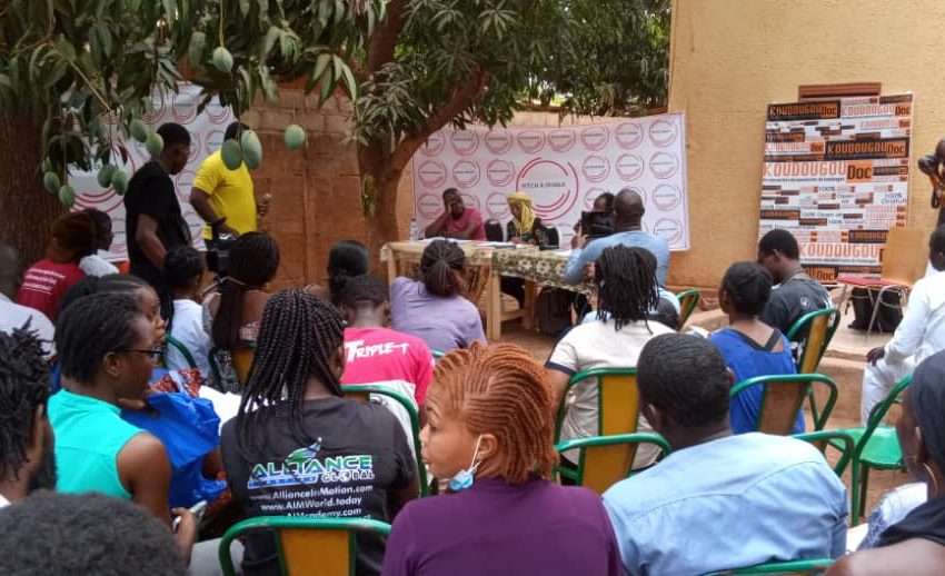  Koudougou Doc 2022: des porteurs de projets se livrent à une séance de pitch
