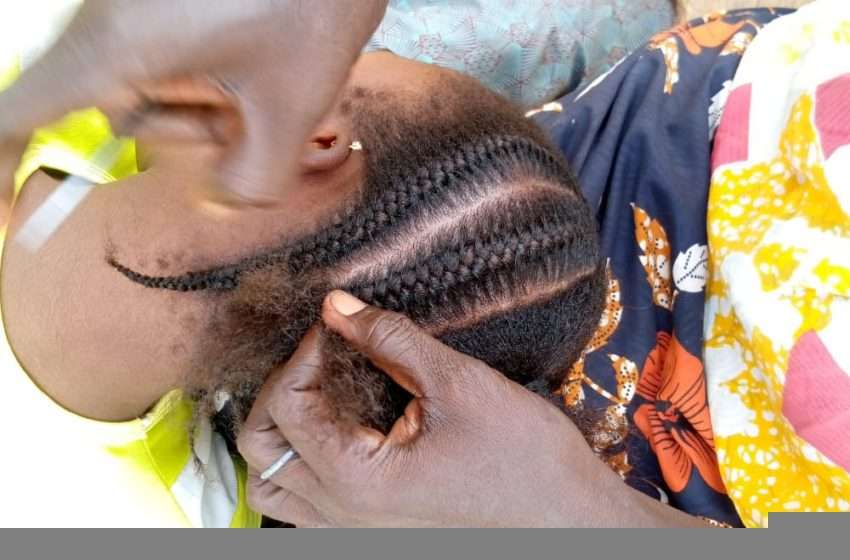  Tresses traditionnelles « Panem-mooré »: zoom sur cette coiffure atypique dans nos sociétés africaines
