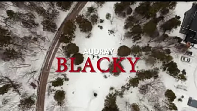 « Blacky »: le tout dernier single de Audray en hommage à Black So Man
